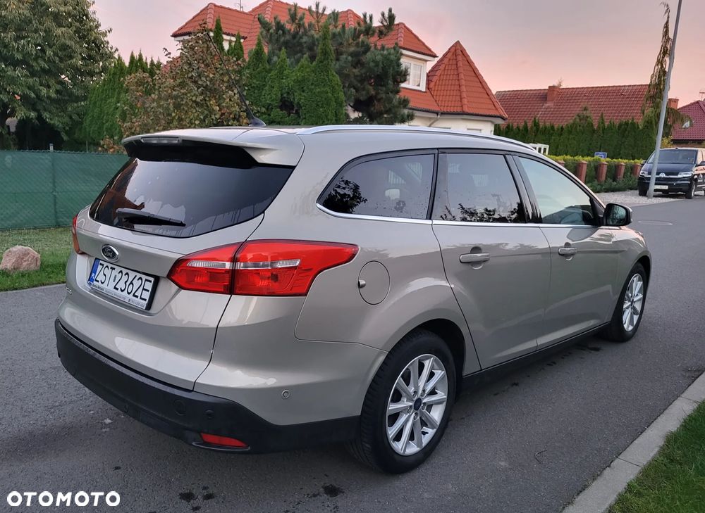 Ford Focus 1.5 TDCi Titanium ASS - 6