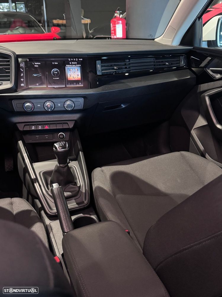 Audi A1 Sportback 25 TFSI Advanced - 28