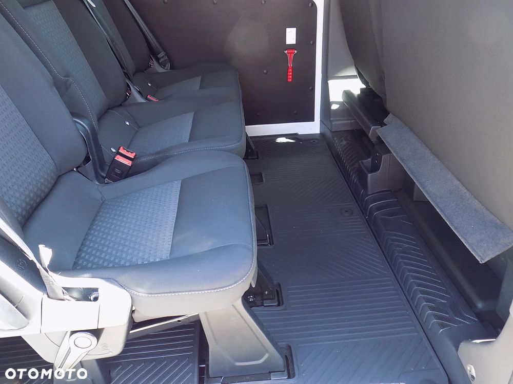 Ford Transit Custom Kombi-Van 320 L2H1 Trend - 32