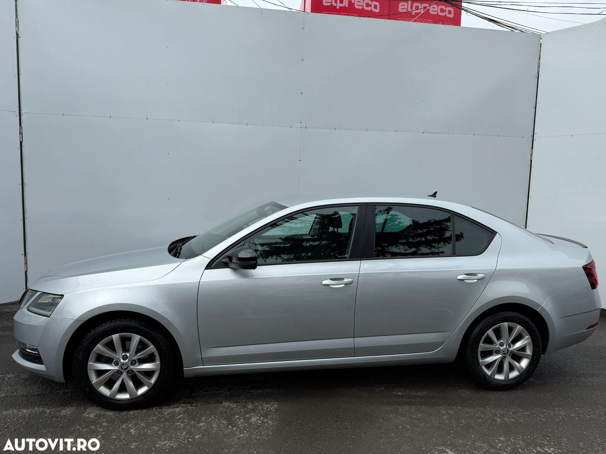 Skoda Octavia - 2