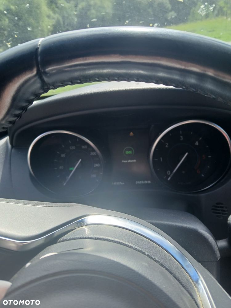 Jaguar F-Pace 20d R-Sport - 9