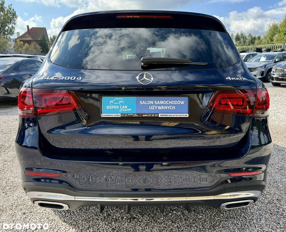 Mercedes-Benz GLC 300 d 4Matic 9G-TRONIC AMG Line - 5