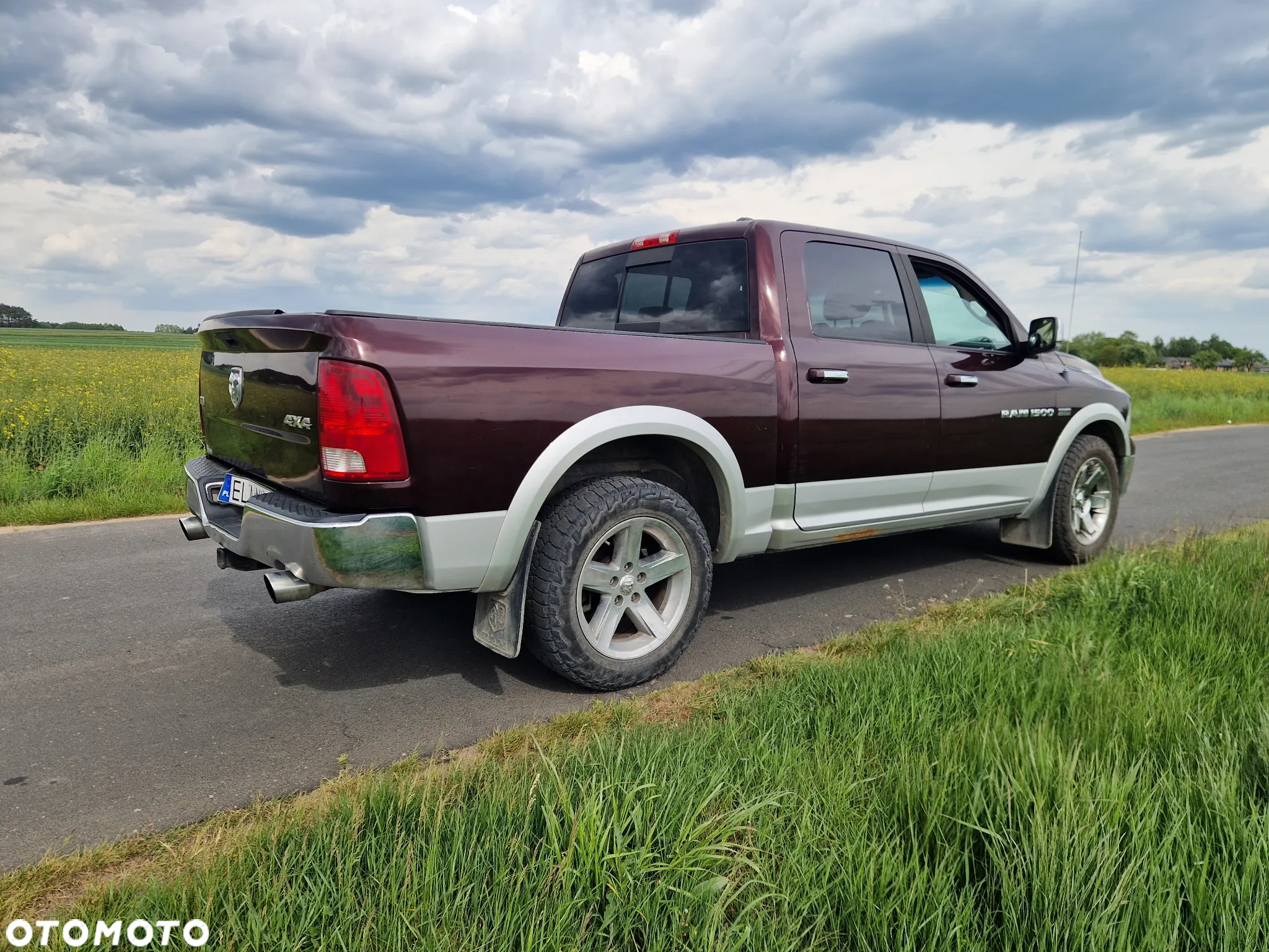 Dodge RAM 1500 5.7 4x4 - 4