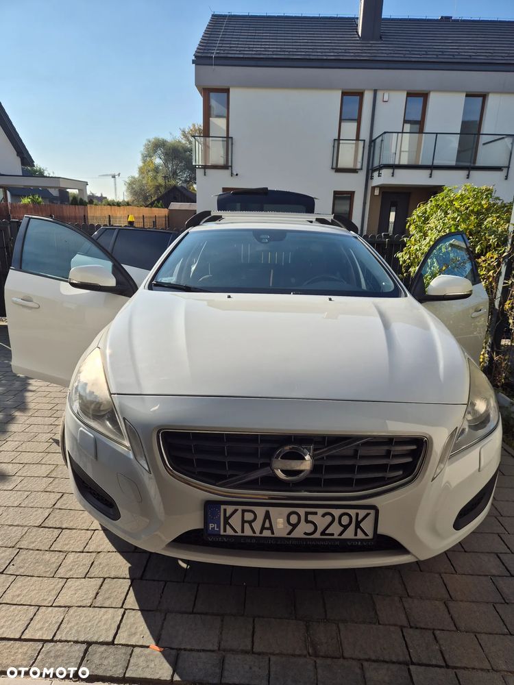 Volvo V60 D2 - 1
