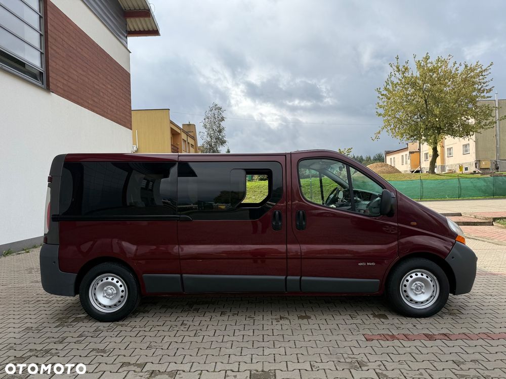 Renault Trafic 2.5 dCi L2H1 - 11