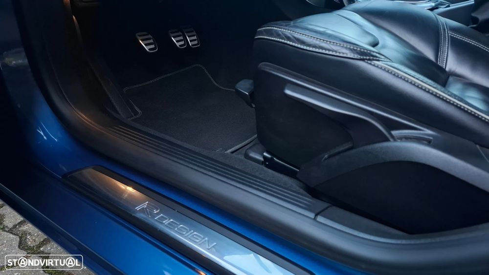 Volvo V40 2.0 D2 R-Design - 47