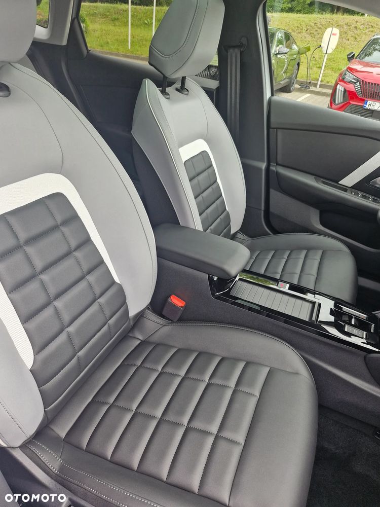 Citroën C4X 1.2 mHEV Max eDCT6 - 14