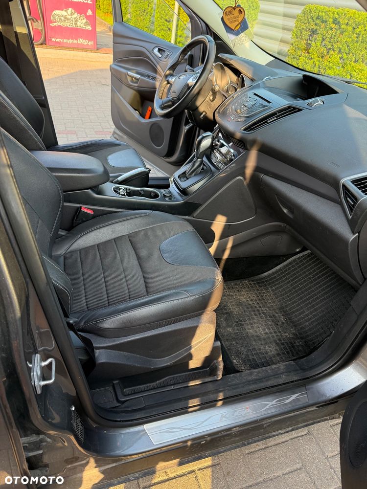 Ford Kuga 2.0 TDCi 4WD Titanium - 17