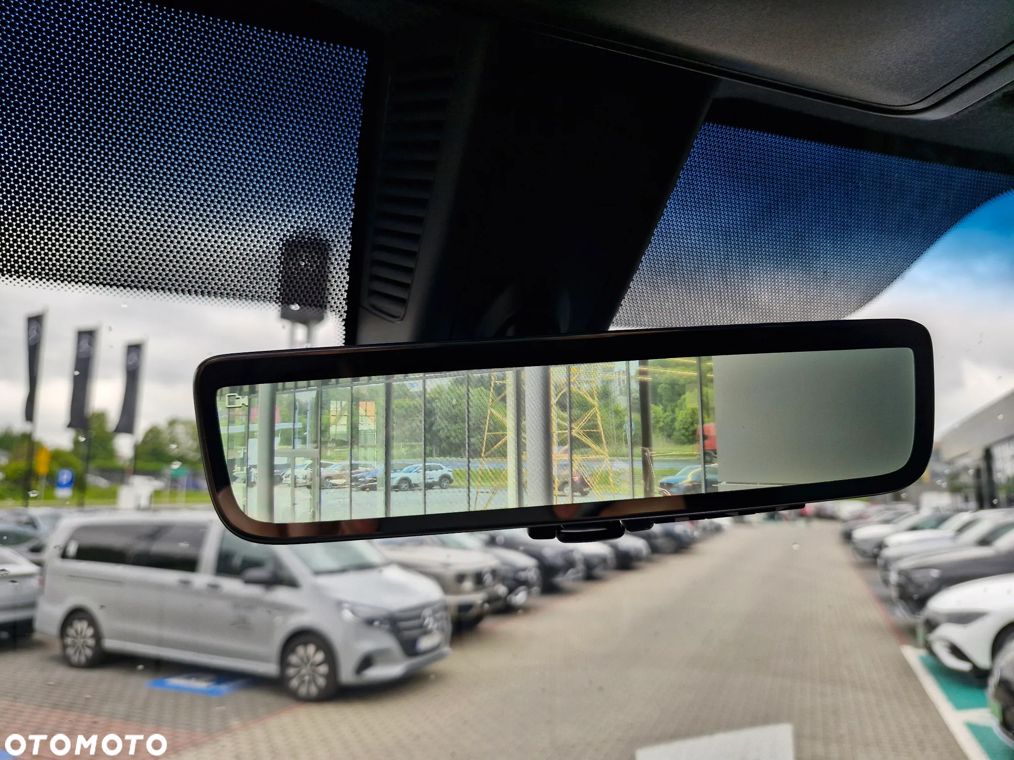 Mercedes-Benz Sprinter - 33