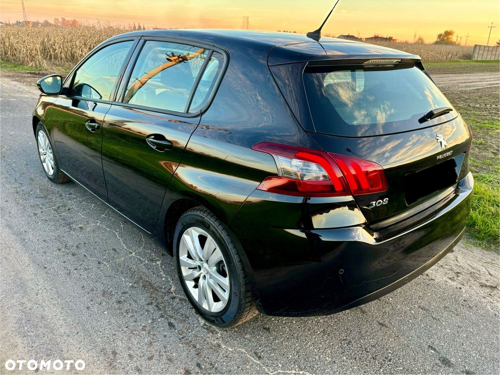 Peugeot 308 - 9