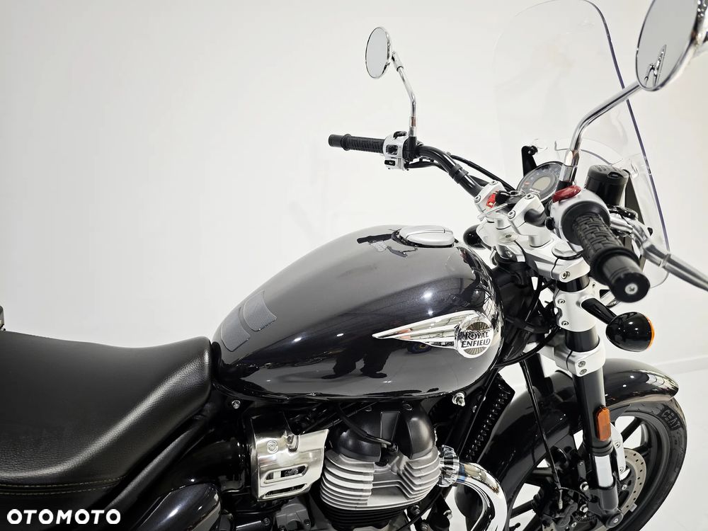 Royal Enfield Super Meteor - 12