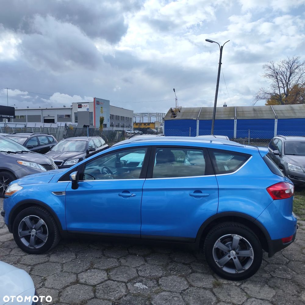 Ford Kuga 2.0 TDCi 2x4 Trend - 4