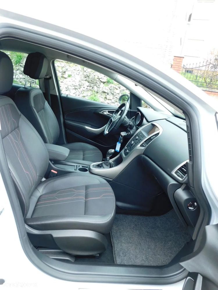 Opel Astra 1.4 Turbo Innovation - 16