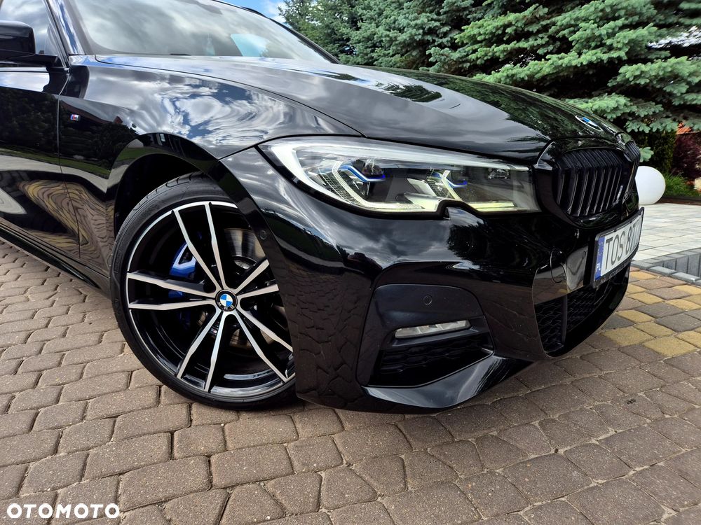 BMW Seria 3 330d xDrive M Sport sport - 30
