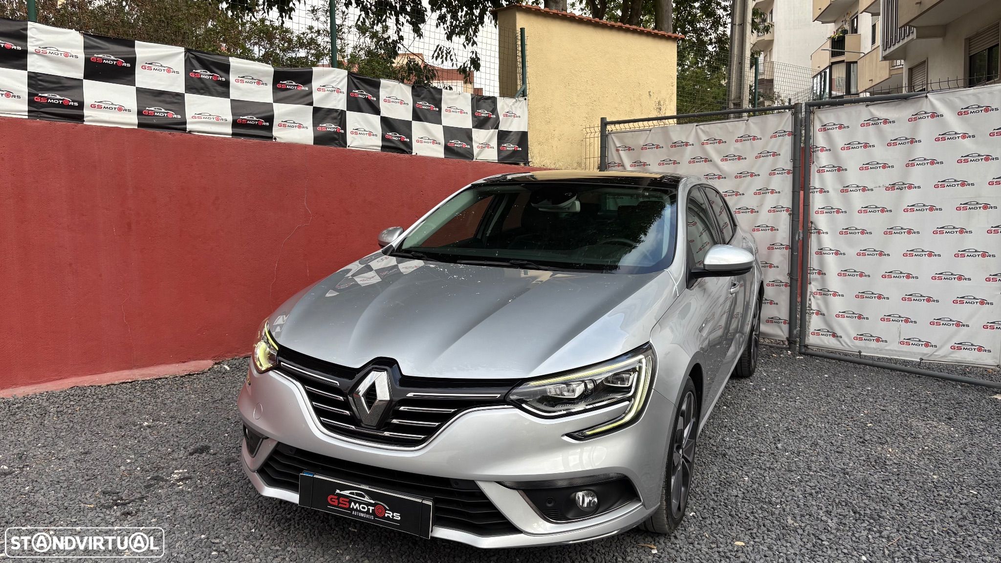 Renault Mégane 1.5 Blue dCi Bose Edition - 1