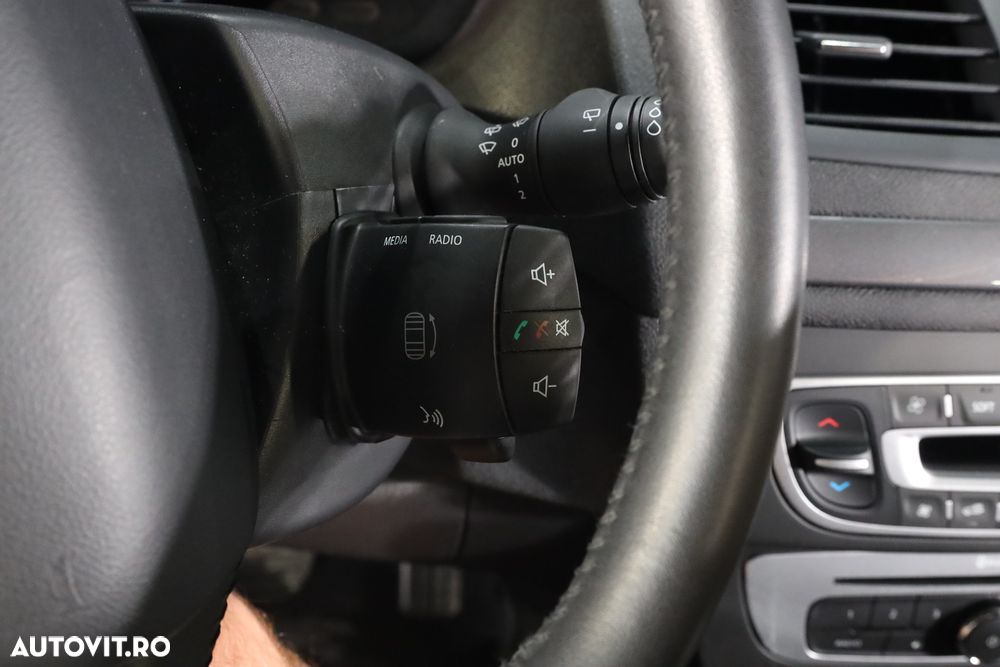 Renault Megane - 23