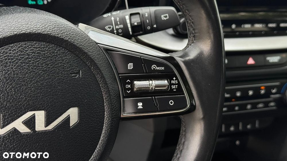 Kia XCeed - 19