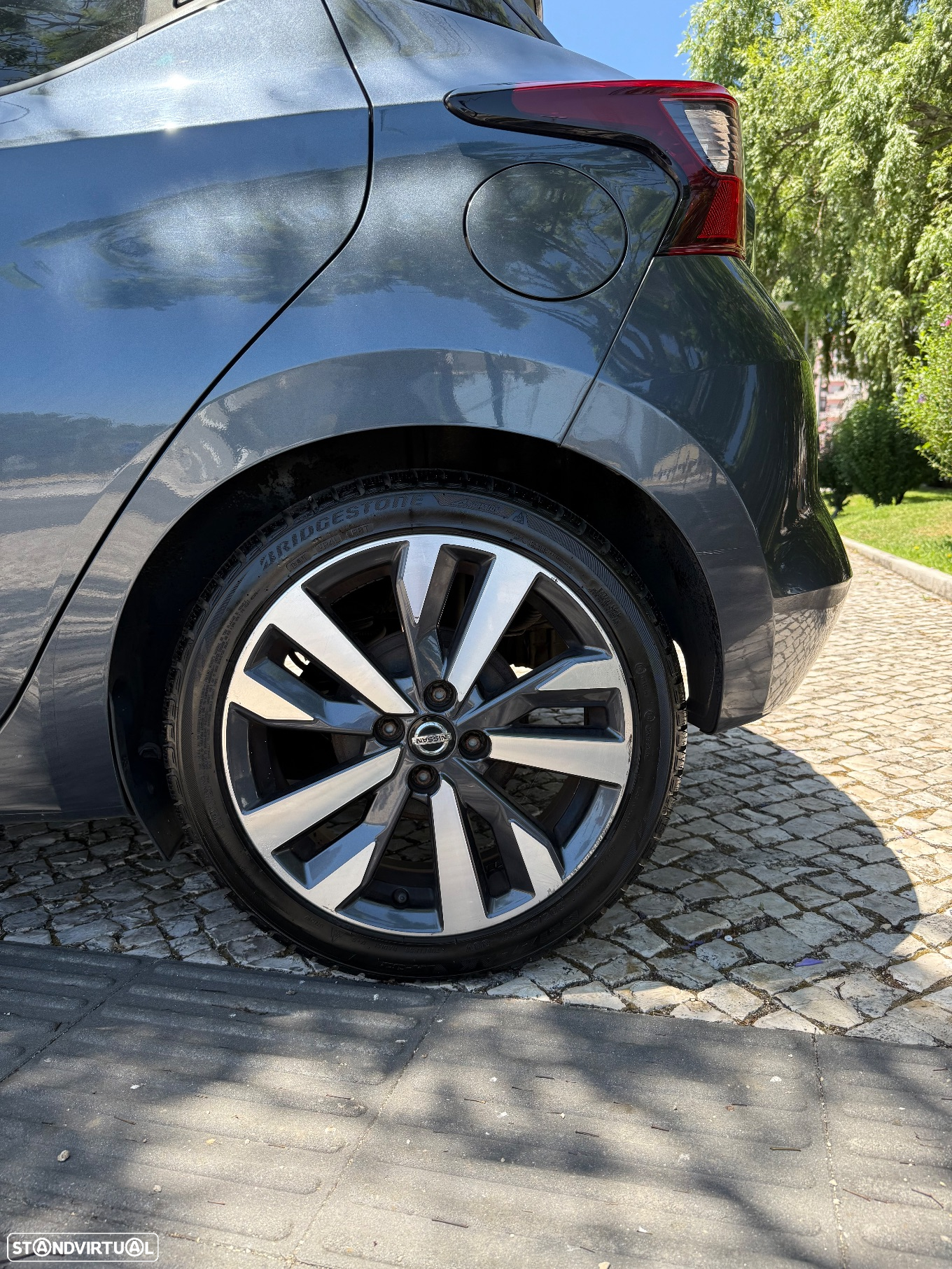 Nissan Micra 1.0 IG-T Tekna - 9