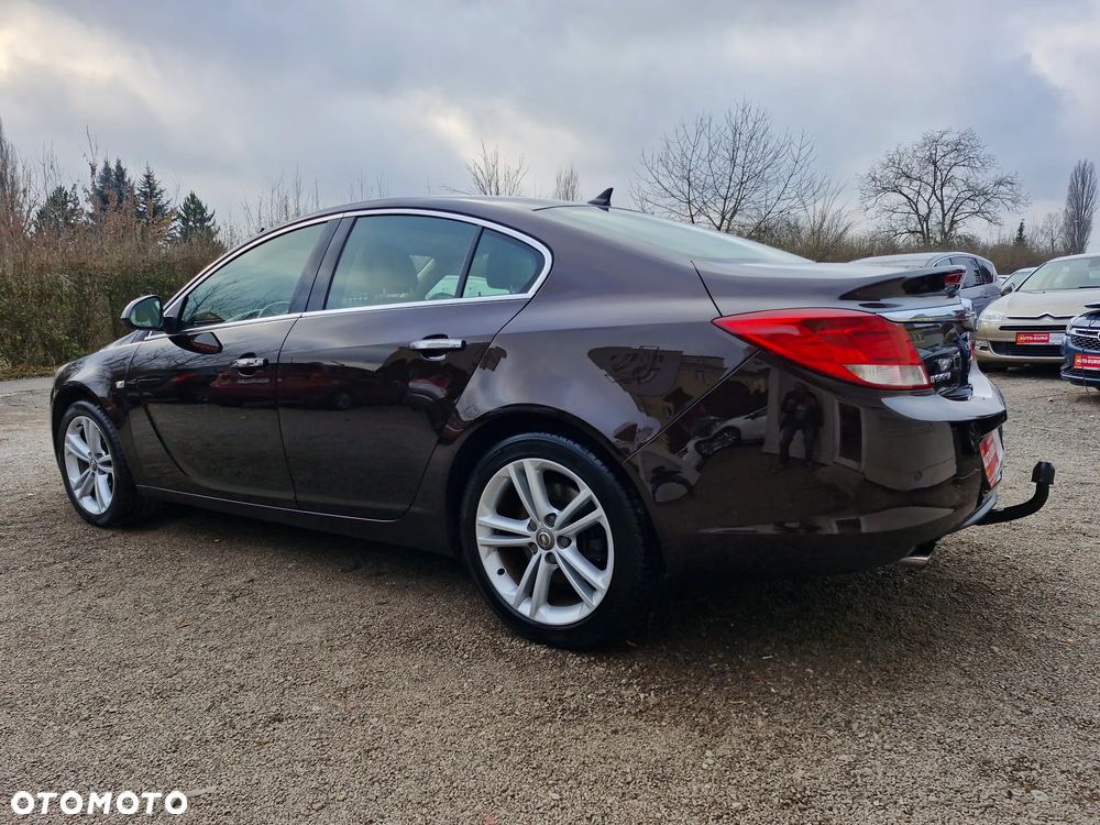 Opel Insignia 2.0 Turbo 4x4 Cosmo - 3