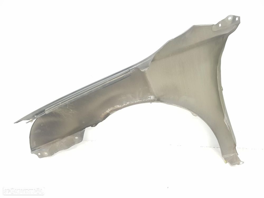GUARDA-LAMAS FRONTAL DIREITO TOYOTA AVENSIS SEDAN 2007 -5381105040 - 2