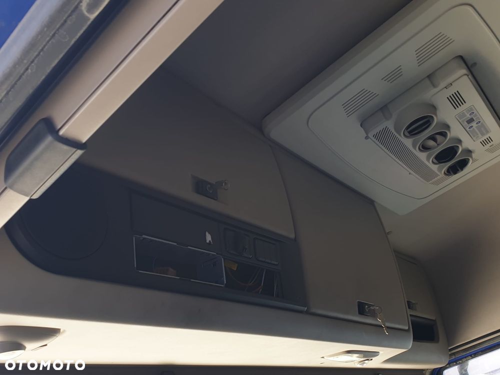KABINA KOMPLETNA Z KLIMATYZACJĄ 2018r. DAF XF 106 LIFT SPACE CAB NIEBIESKA - 11