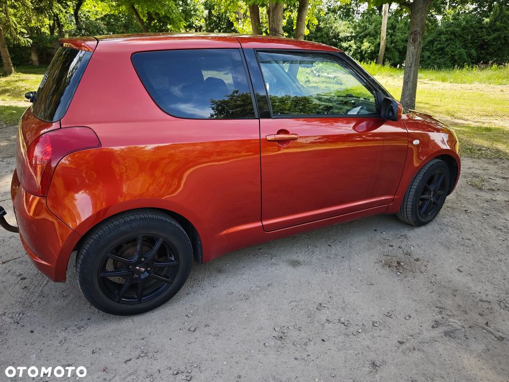 Suzuki Swift 1.5 GS - 12