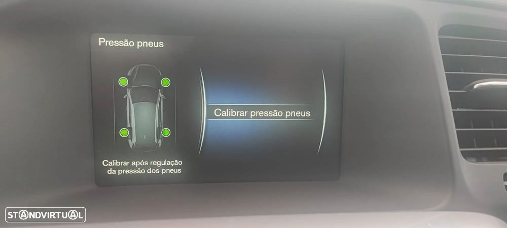 Volvo V60 2.4 D6 R-Design AWD Phev - 33