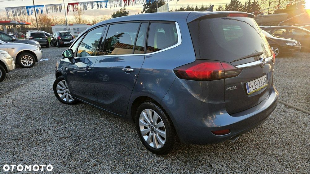 Opel Zafira - 9