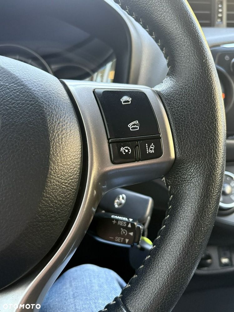 Toyota Yaris - 21