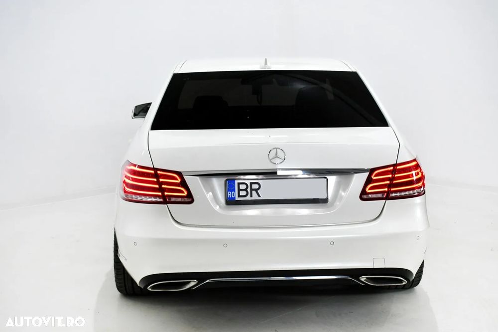 Mercedes-Benz E 300 BLUETEC 7G-TRONIC Avantgarde - 5
