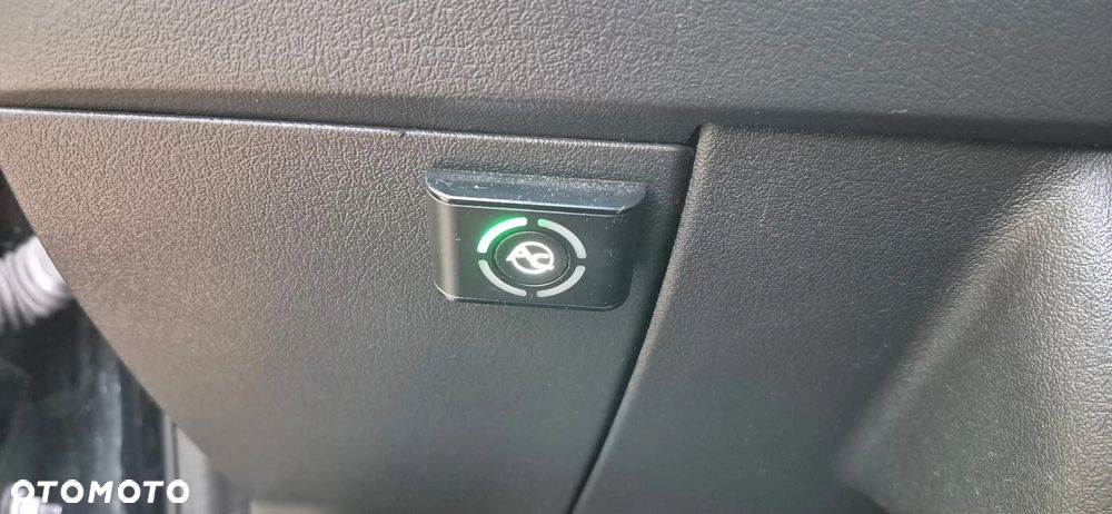 Jeep Compass - 23