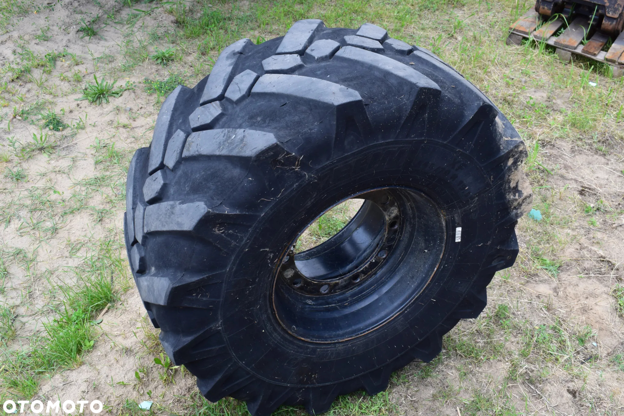 Koła R19 Michelin 18-19.5 do koparki 445/70 R 19.5 - 22