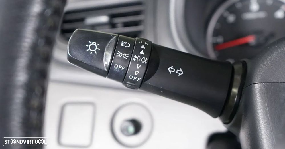 Mitsubishi L200 2.4 DI-D CD Space Cab 3L Instyle Sportbox 4WD - 18