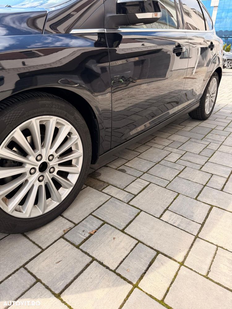 Ford Focus 1.6 TDCI DPF Titanium - 10