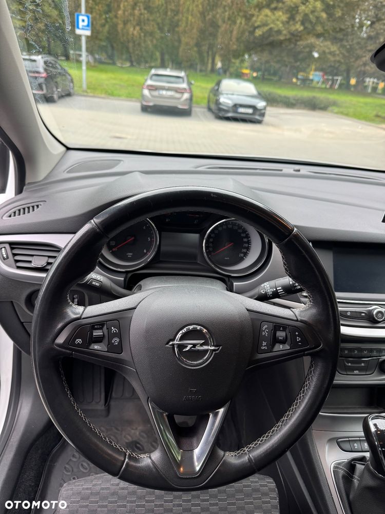 Opel Astra V 1.6 CDTI Enjoy S&S - 11