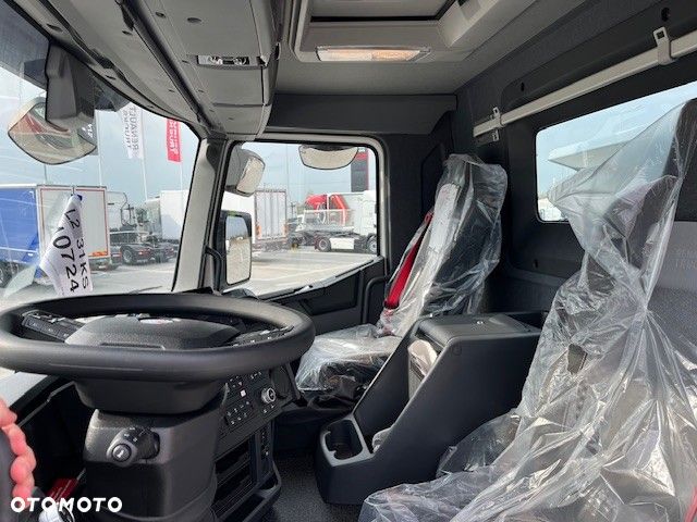 Renault Gama K480 8X4 - 10