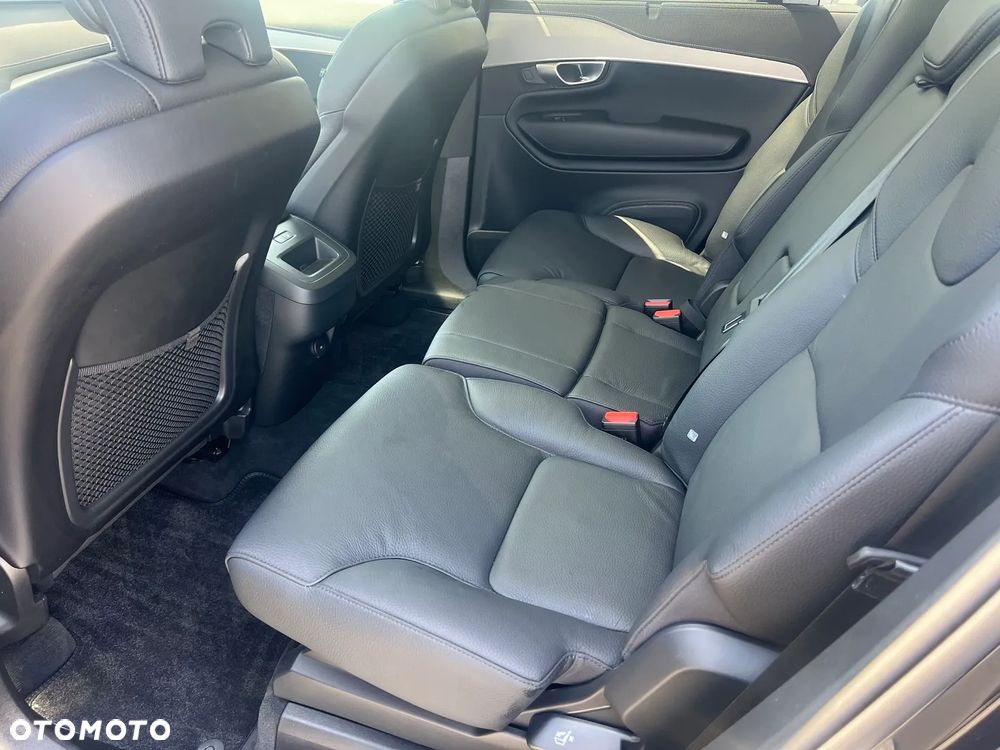 Volvo XC 90 B5 D AWD Plus Bright 7os - 40