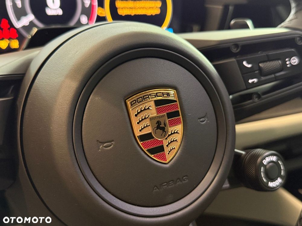 Porsche Cayenne - 21