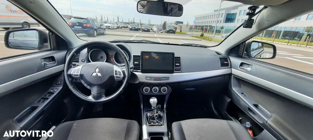 Mitsubishi Lancer 2.0 DI-D Instyle - 1