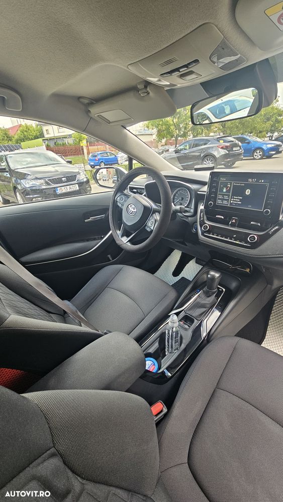 Toyota Corolla - 4