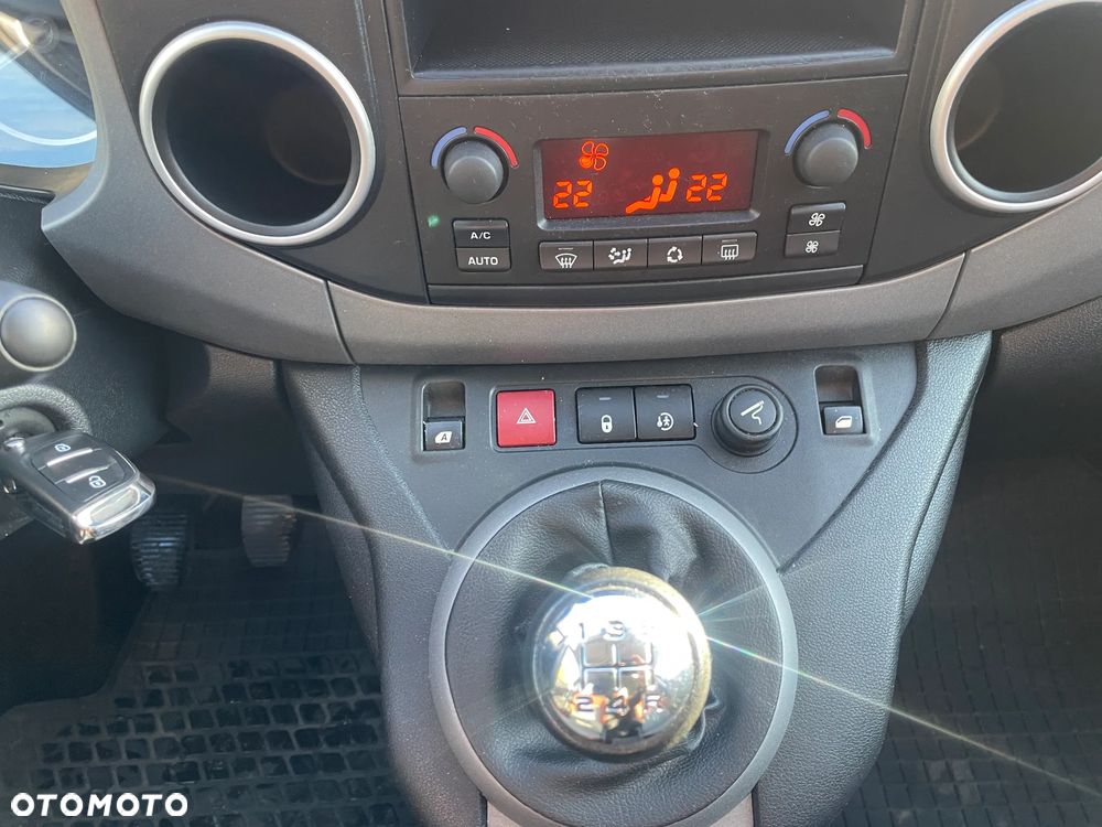 Peugeot Partner - 21