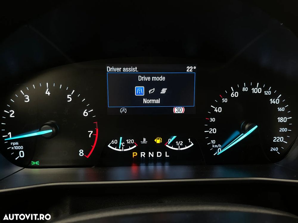 Ford Focus 1.0 EcoBoost Connected - 19