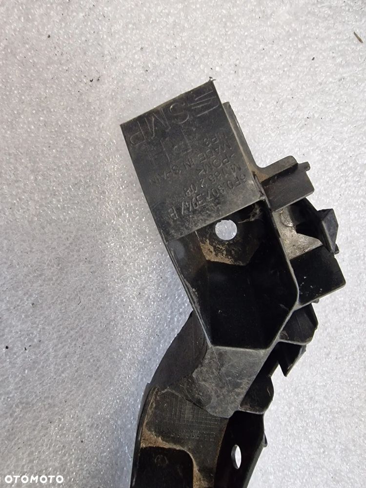 SEAT IBIZA V 6F0 16- LEWY / PRAWY ŚLIZG / MOCOWANIE ZDERZAKA TYLNY TYLNI TYŁ , NR 6F0807394 / 6F0807394B / 6F0807393B , NR AUKCJI MS149 - 2