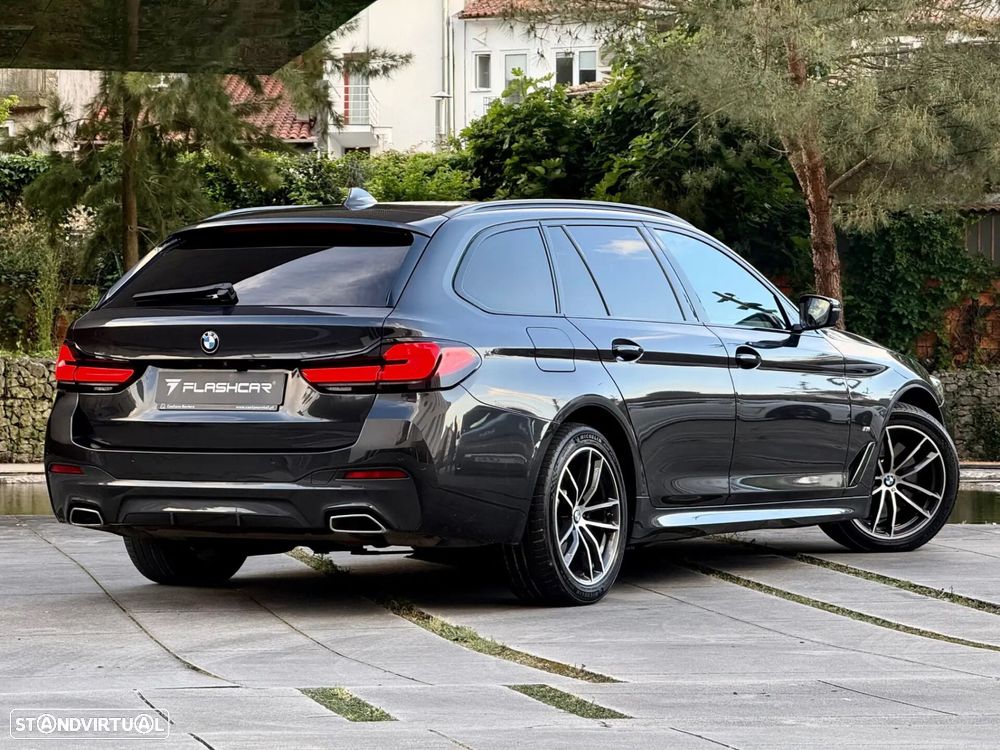 BMW 520 e Pack M - 16