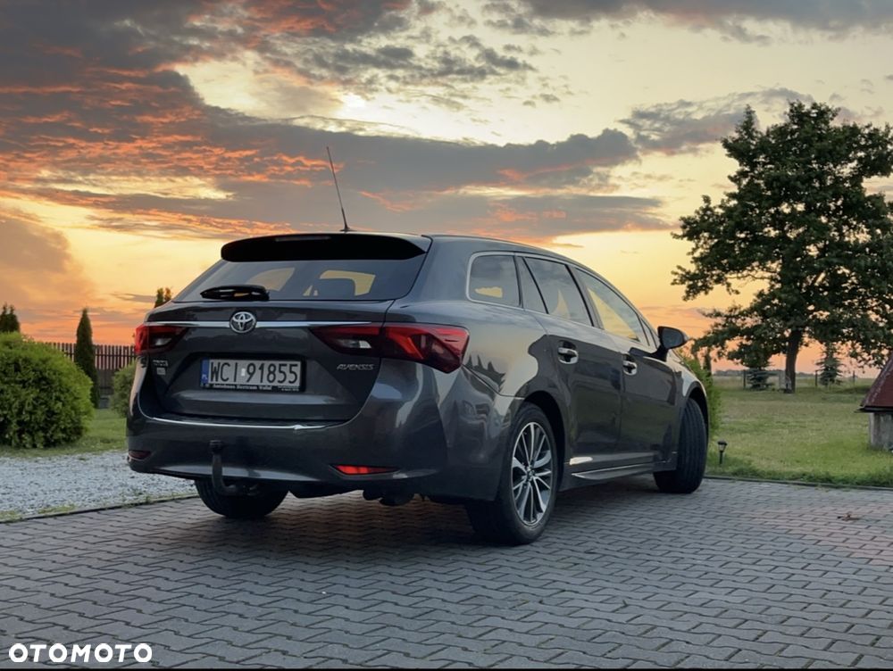 Toyota Avensis - 3