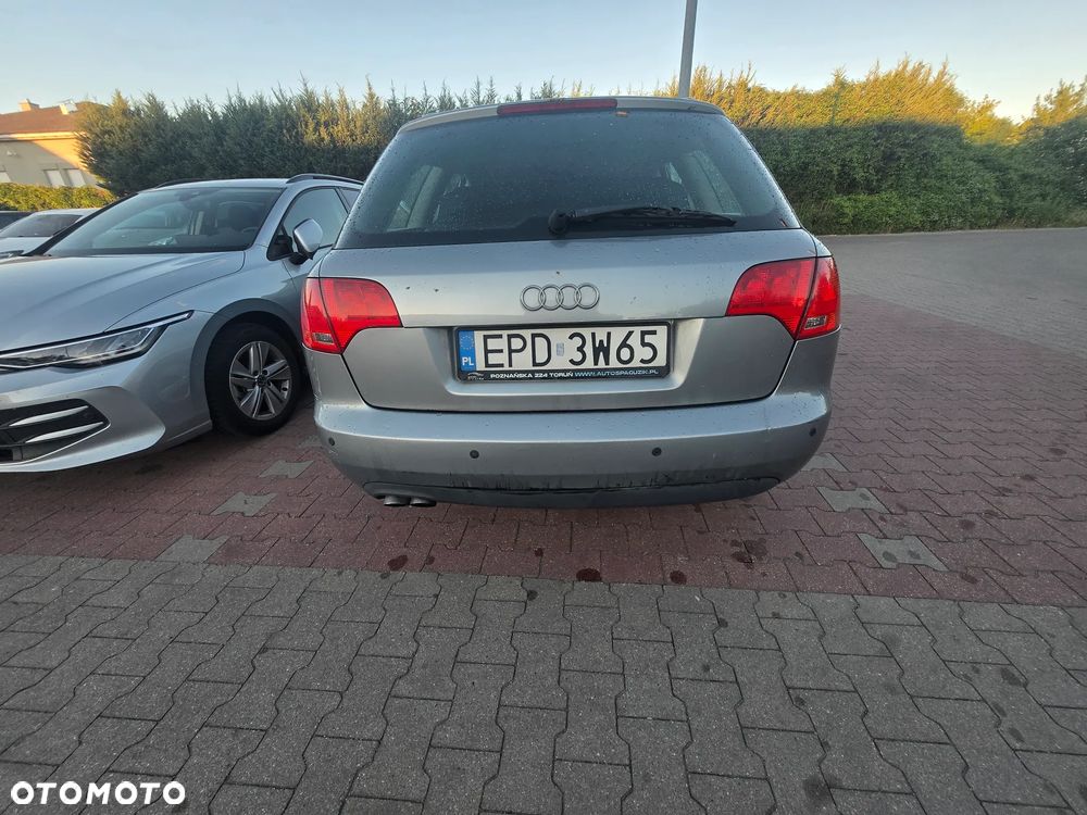 Audi A4 Avant 2.0 TDI - 4