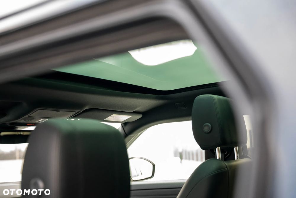 Land Rover Range Rover Evoque 2.0 P300 mHEV R-Dynamic SE - 12