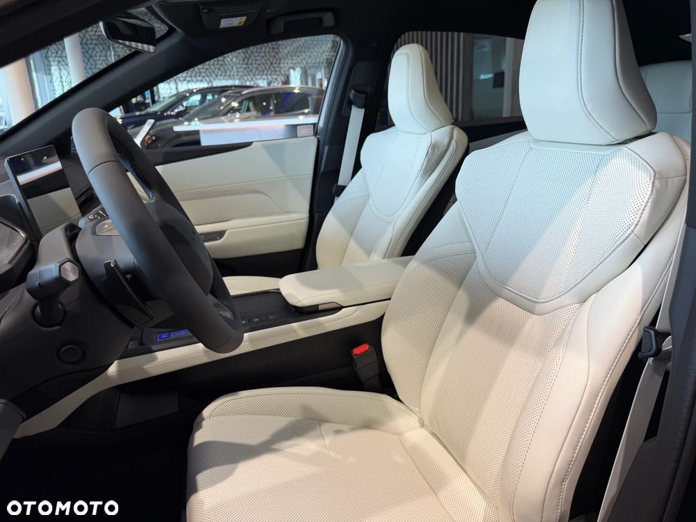 Lexus ES - 14