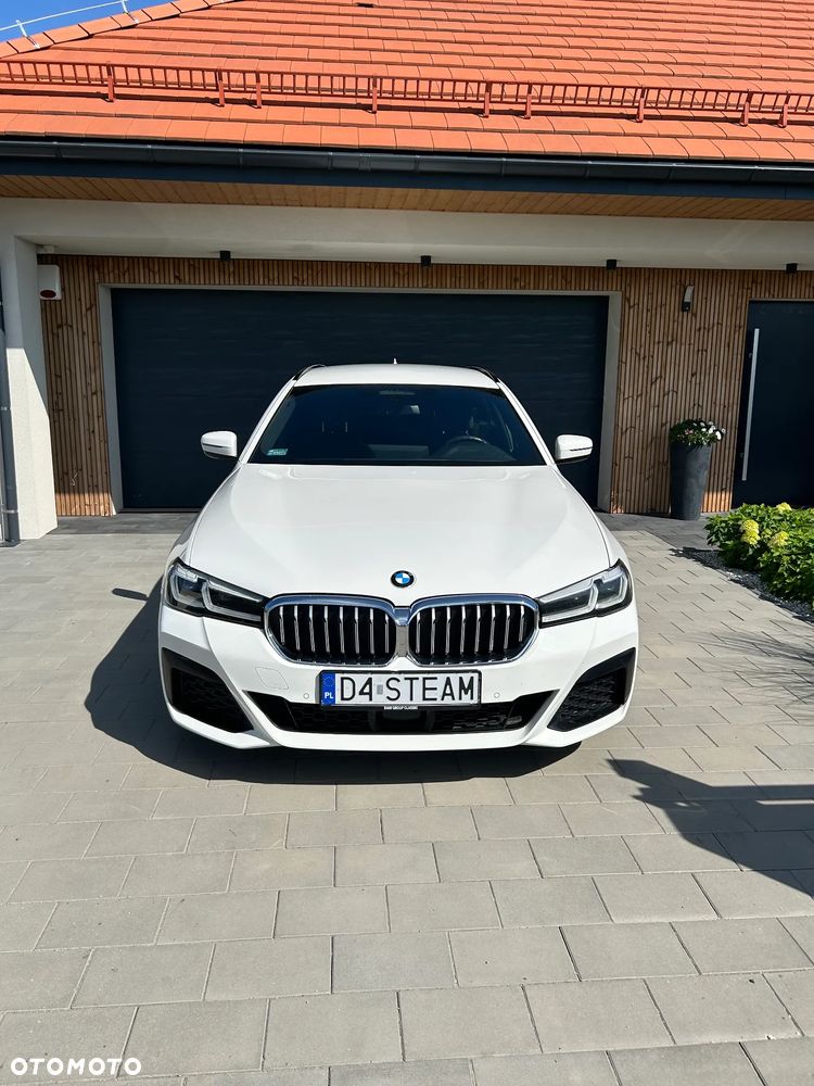 BMW Seria 5 520d xDrive M Sport sport - 1