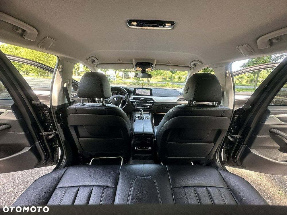 BMW Seria 5 520d Luxury Line sport - 20